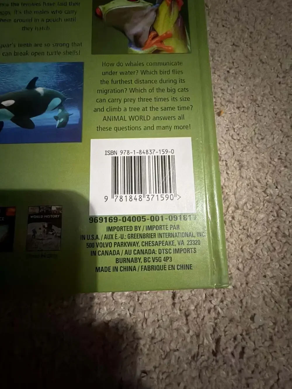 Questions & Answers: Animal World Explore the Living Planet Hardcover